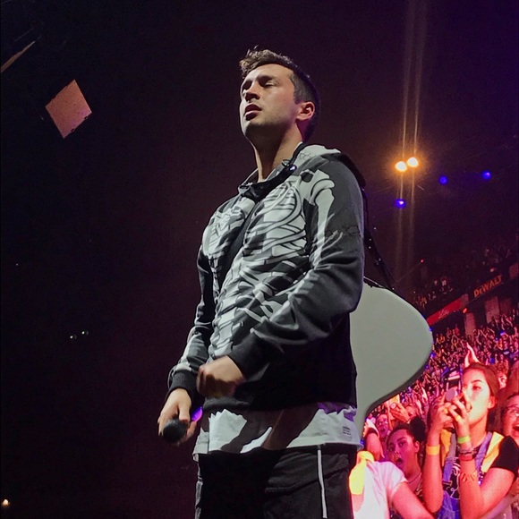 Meet your Posher, Jordan - Picture 2 of 10